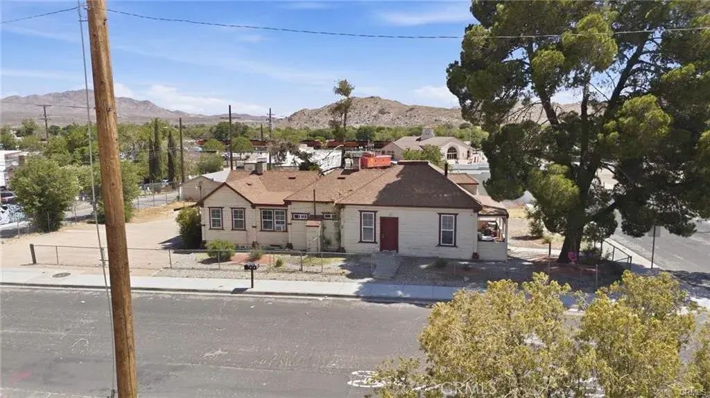 15604 6th, Victorville