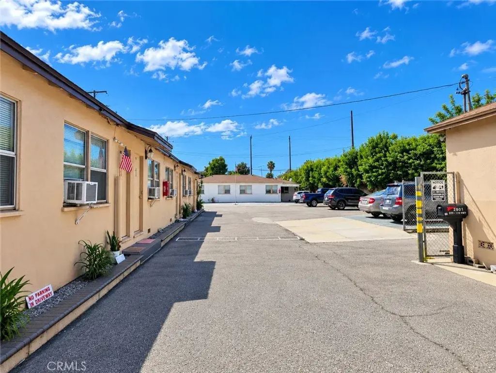 12801 Norwalk 2, Norwalk