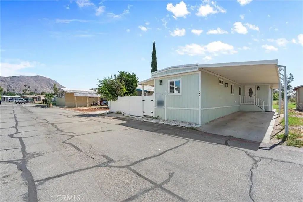 22111 Newport Ave 60, Grand Terrace