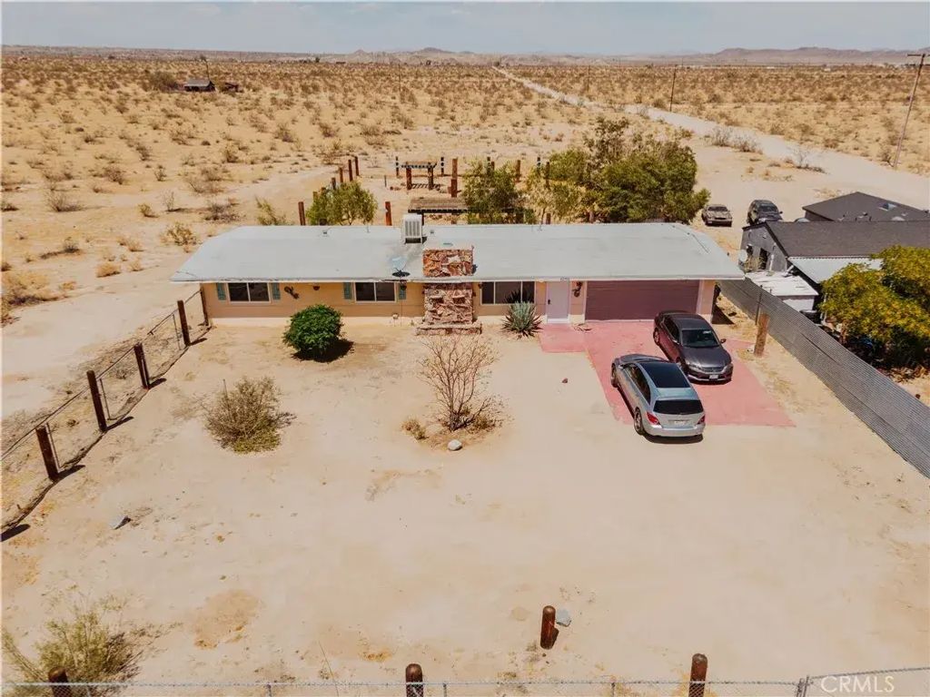 63700 29 Palms, Joshua Tree
