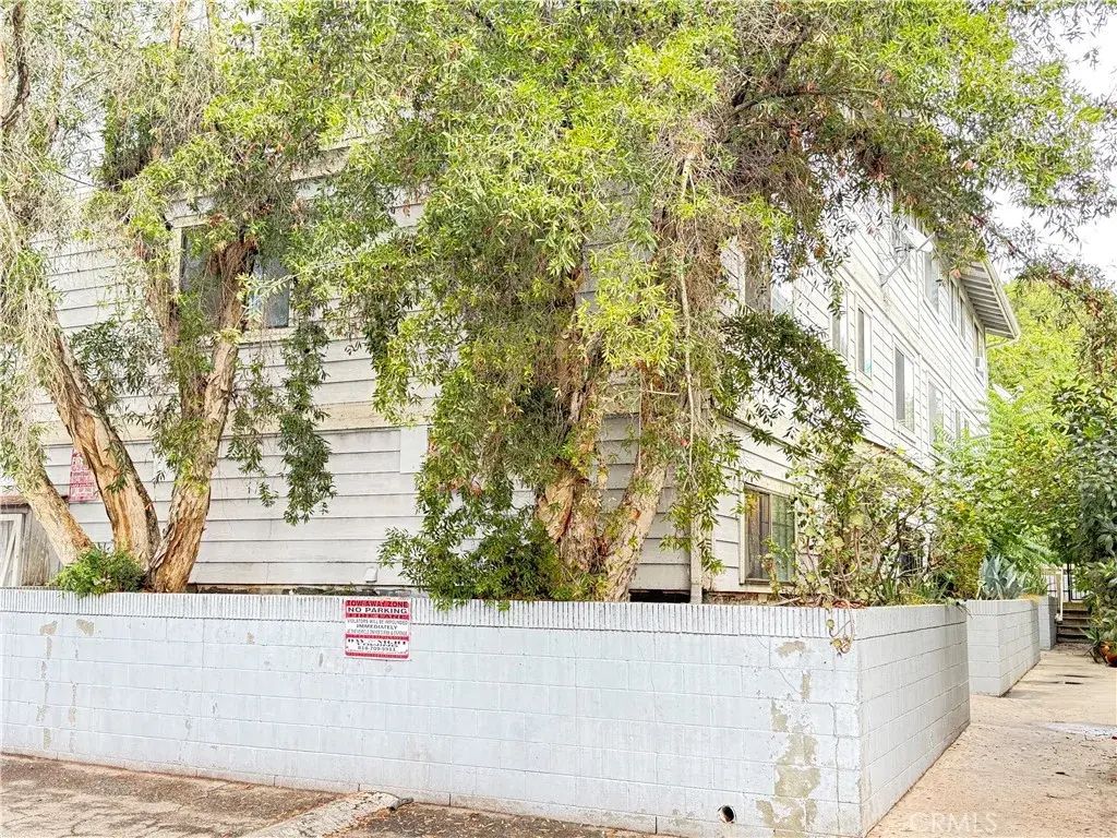 13945 Osborne Street C 104, Arleta