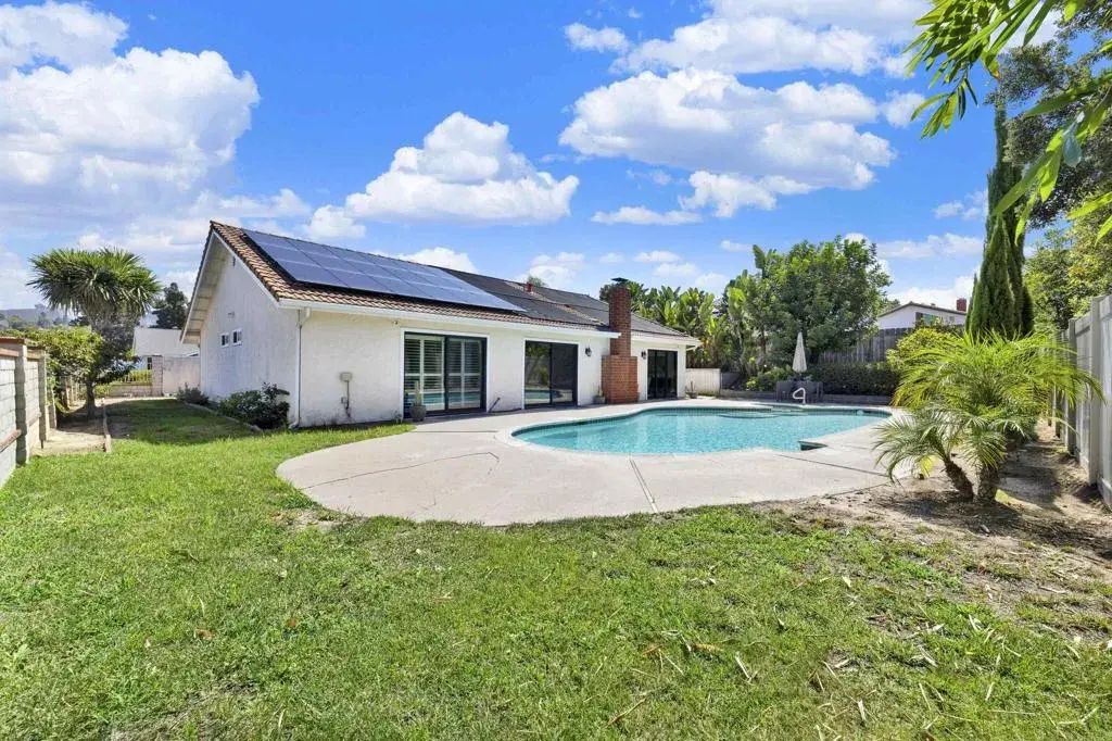 7701 Garboso Pl, Carlsbad