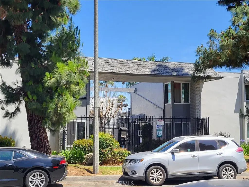 5500 Ackerfield, Long Beach