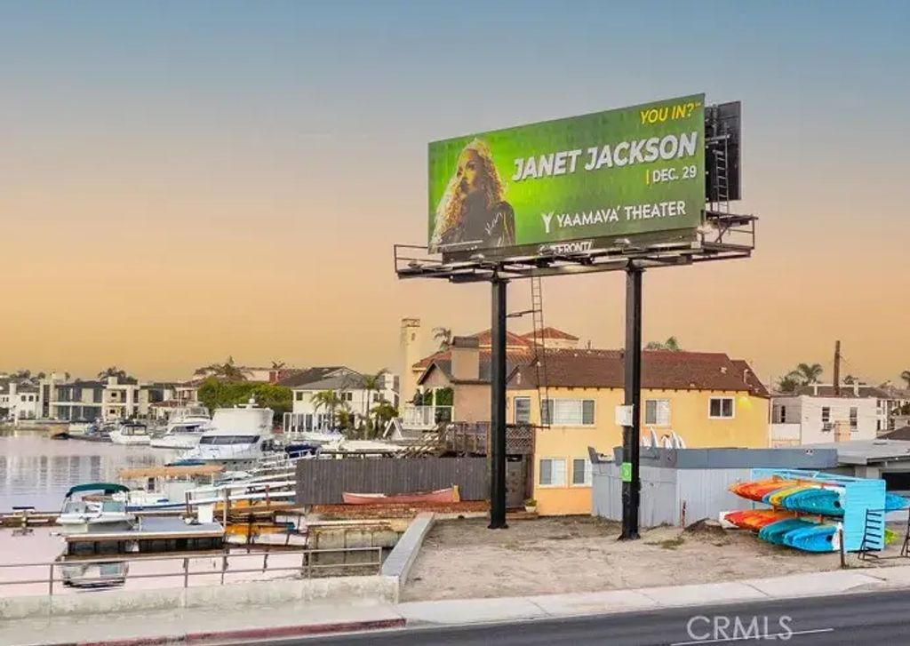 16902 Pacific Coast, Sunset Beach