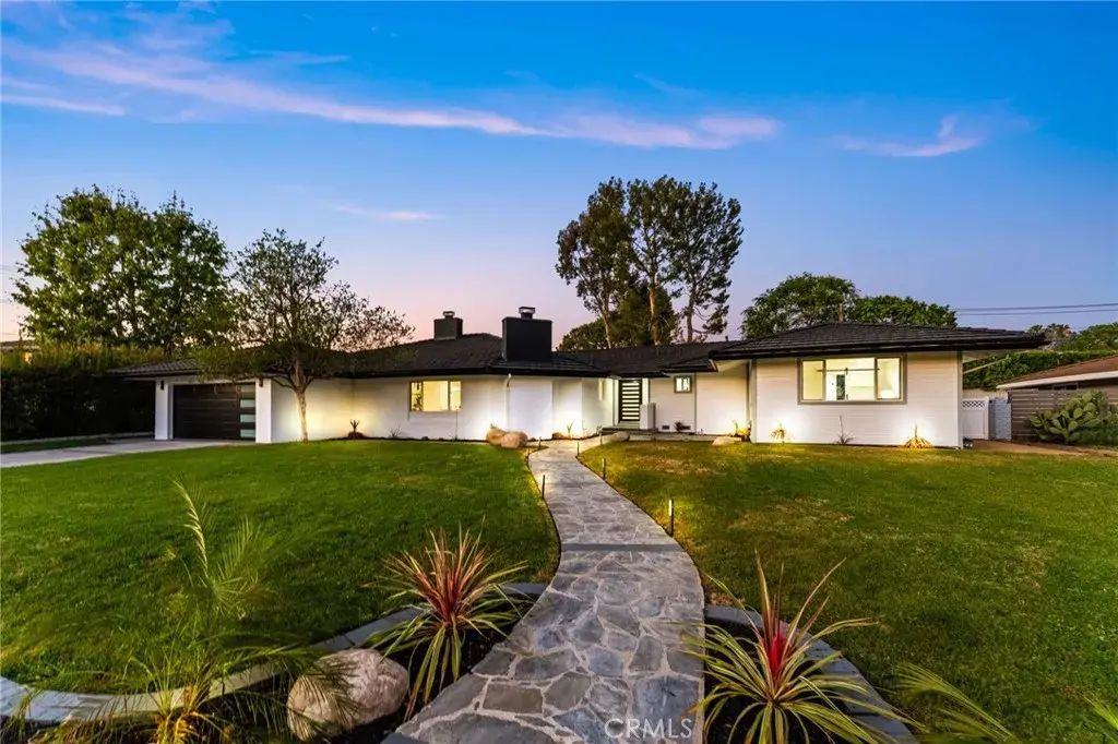 1271 Brittany Cross, North Tustin