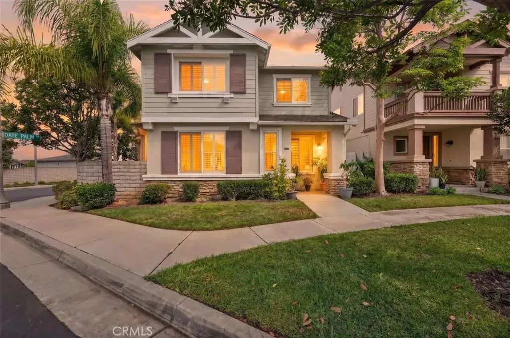 1208 Date Palm, Carson