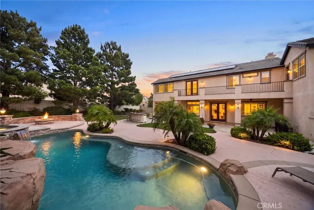 12816 Windstar, Rancho Cucamonga