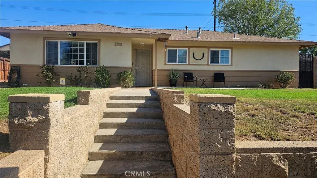 8476 Colorado, Riverside
