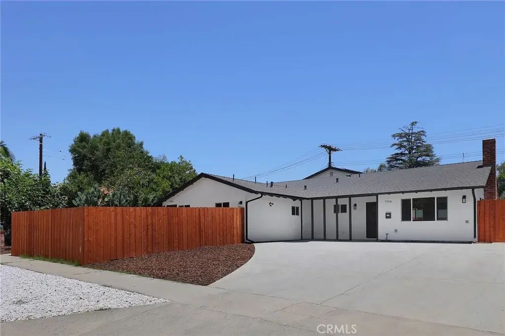 7950 Sausalito Avenue, West Hills