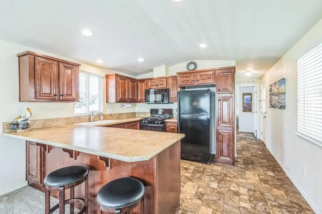 699 N Vulcan Avenue 17, Encinitas