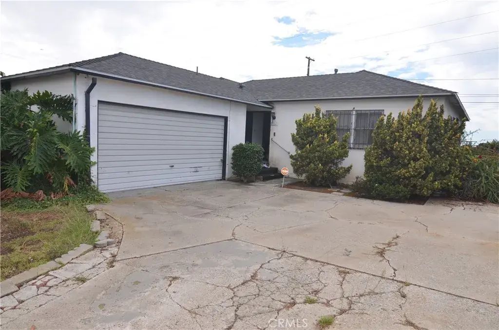 601 S Clymar, Compton