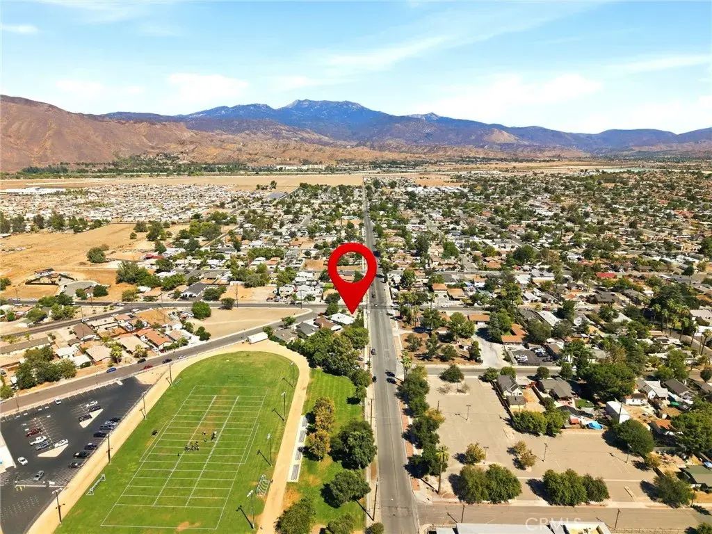 W Washburn, San Jacinto