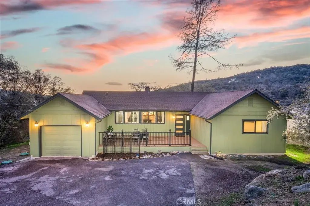 42442 Buckeye, Oakhurst