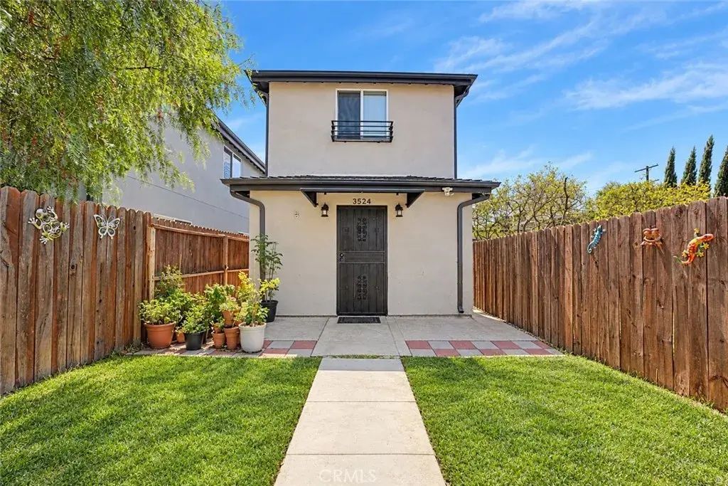 3524 Hunter Street, Los Angeles