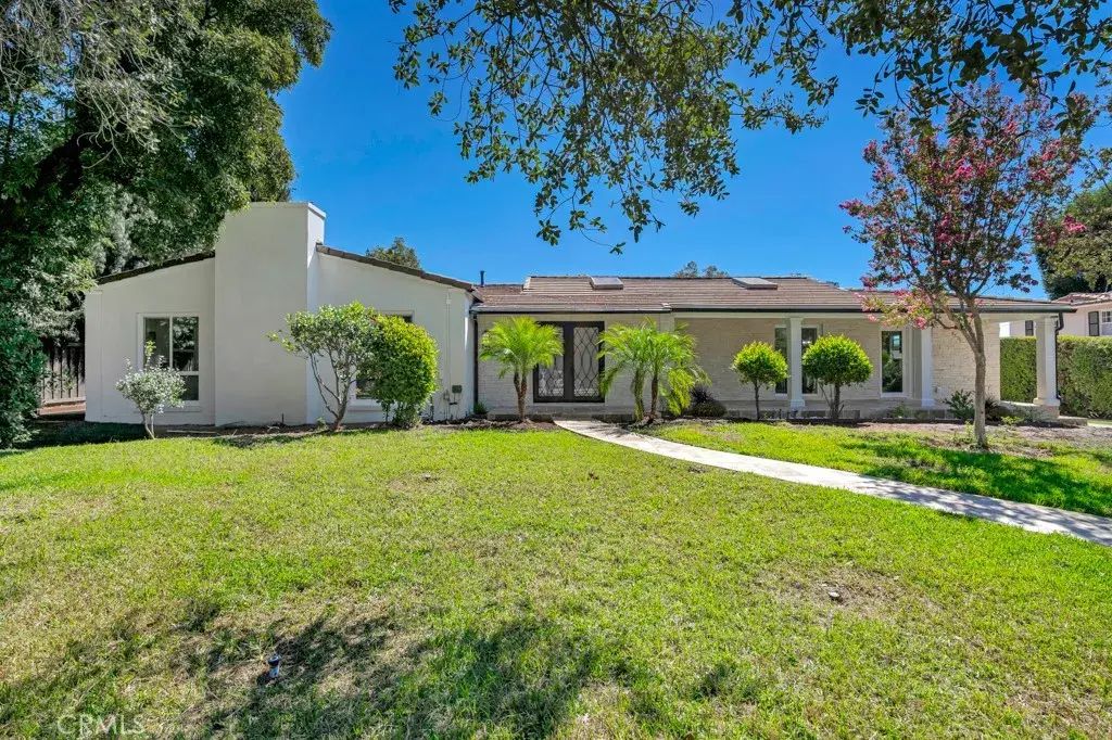 1914 Midlothian, Altadena