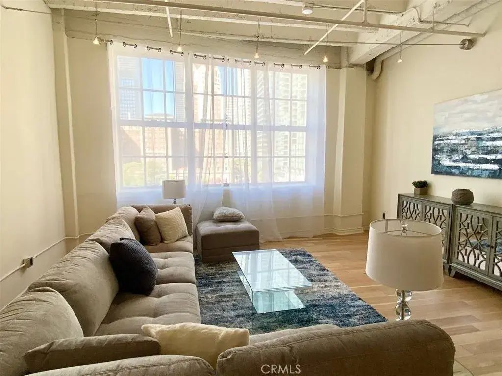 312 W 5th Street 202, Los Angeles
