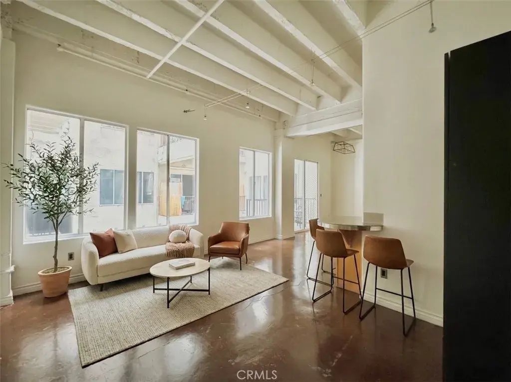 312 W 5th Street 521, Los Angeles