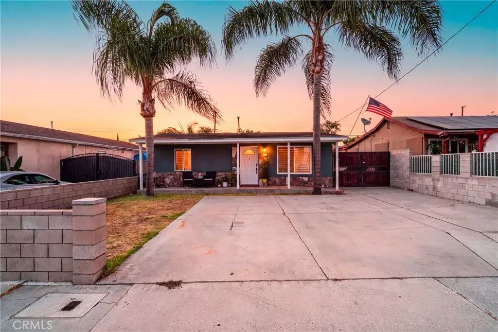 151 Grace, La Habra