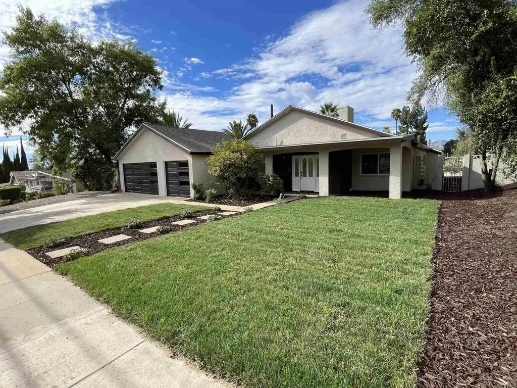 329 E South Avenue, Redlands