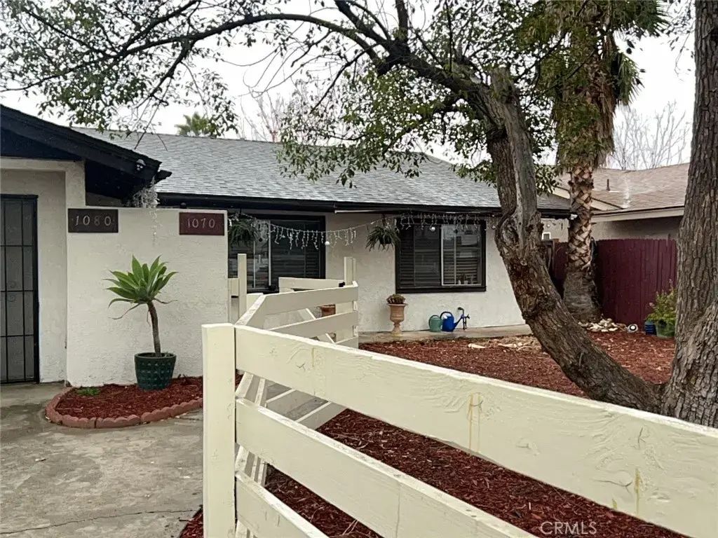 1070 Rosalia Ave., Hemet