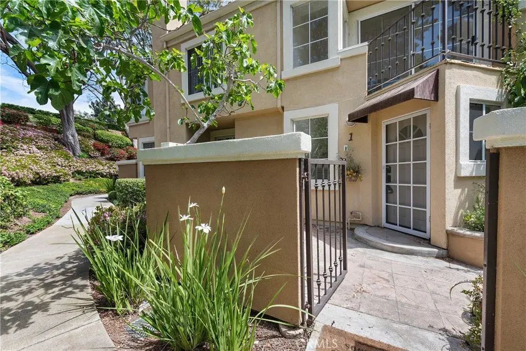 1 Overture Lane, Aliso Viejo