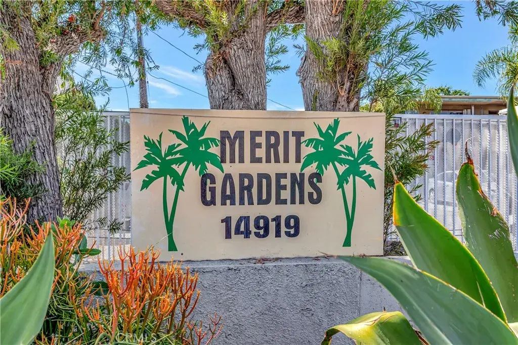 14919 S Normandie 27, Gardena