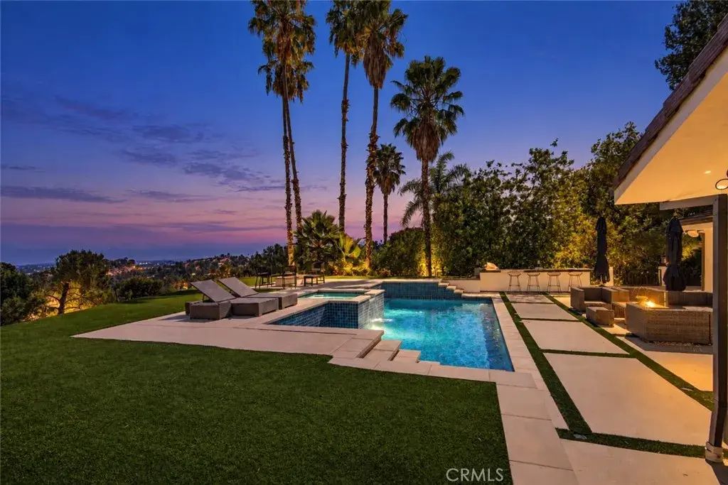 19541 Greenbriar Drive, Tarzana