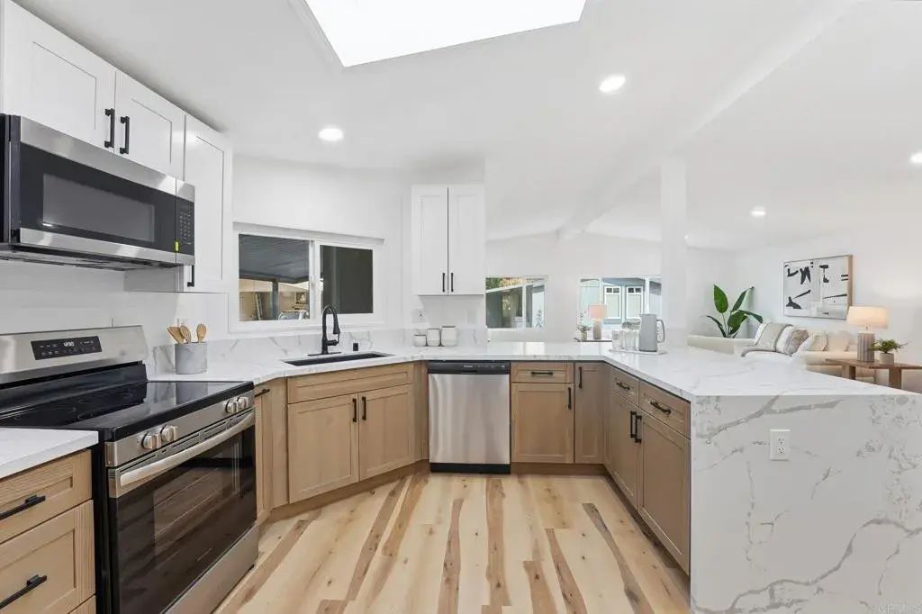 8975 Lawrence Welk Drive 446, Escondido