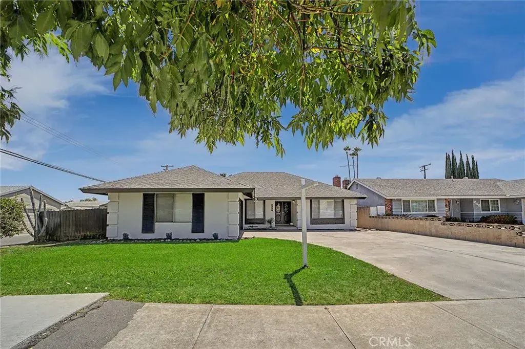 834 W 8th Avenue, Upland