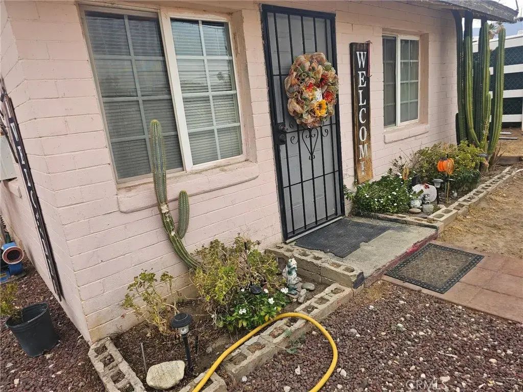 50054 Main, Cabazon