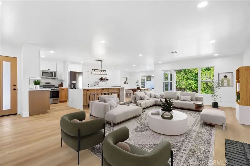 10007 Debra Ave, Granada Hills