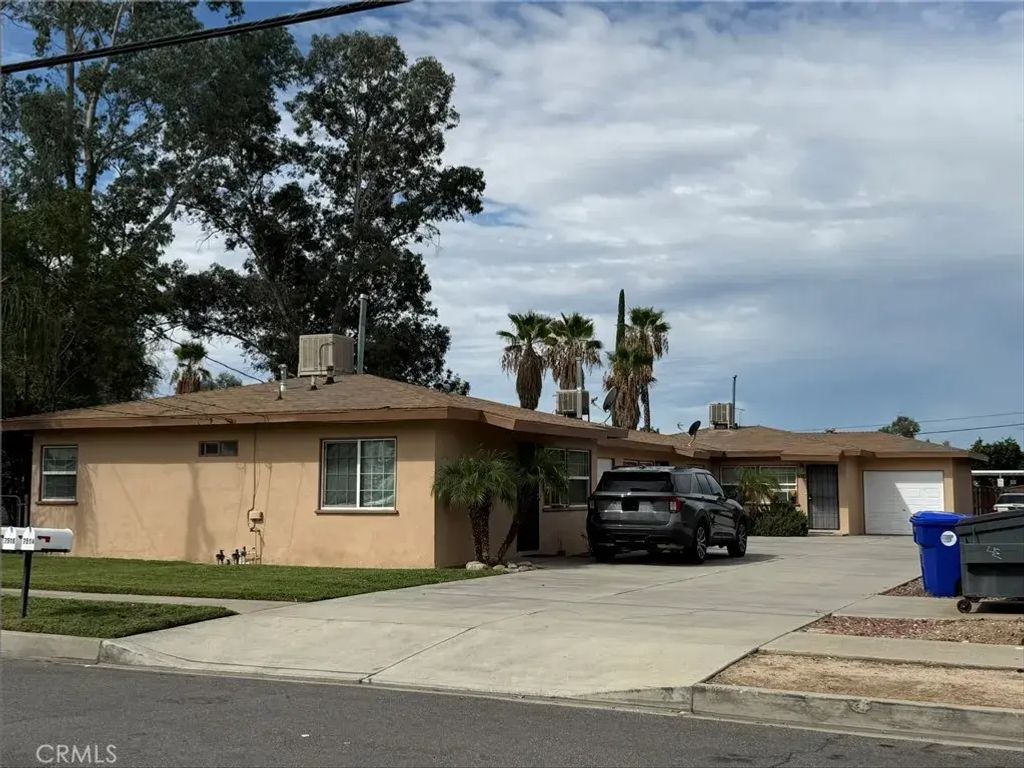 7514 Central, Highland