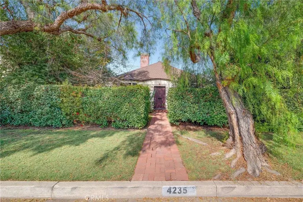 4235 Pepperwood, Long Beach