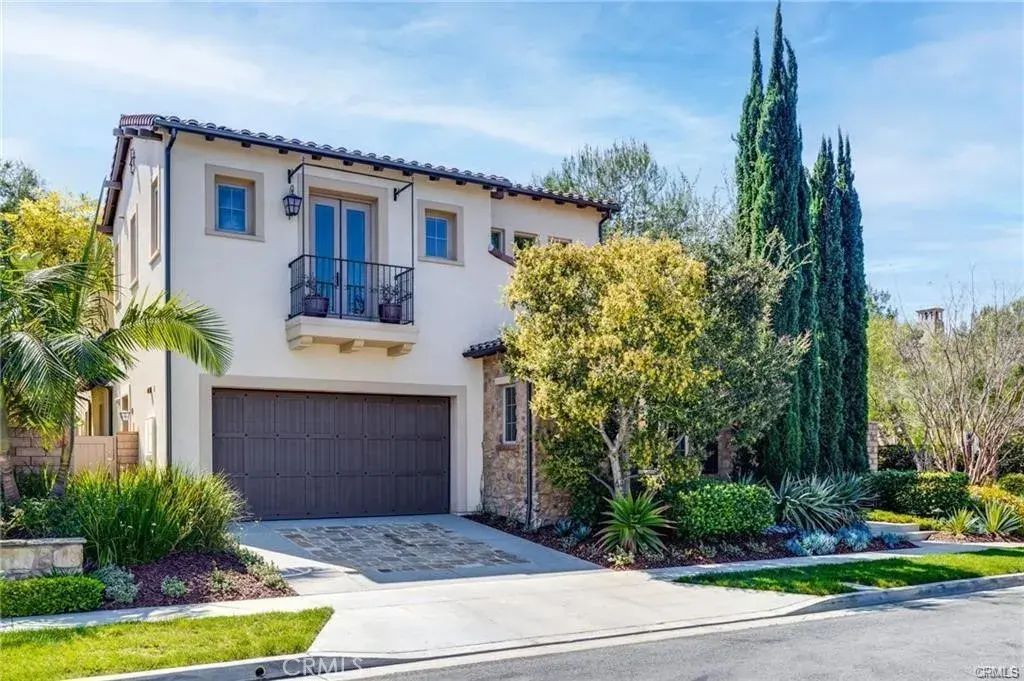 32 Lowland, Irvine