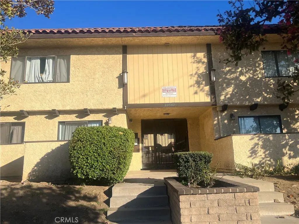 13540 Hubbard Street 39, Los Angeles