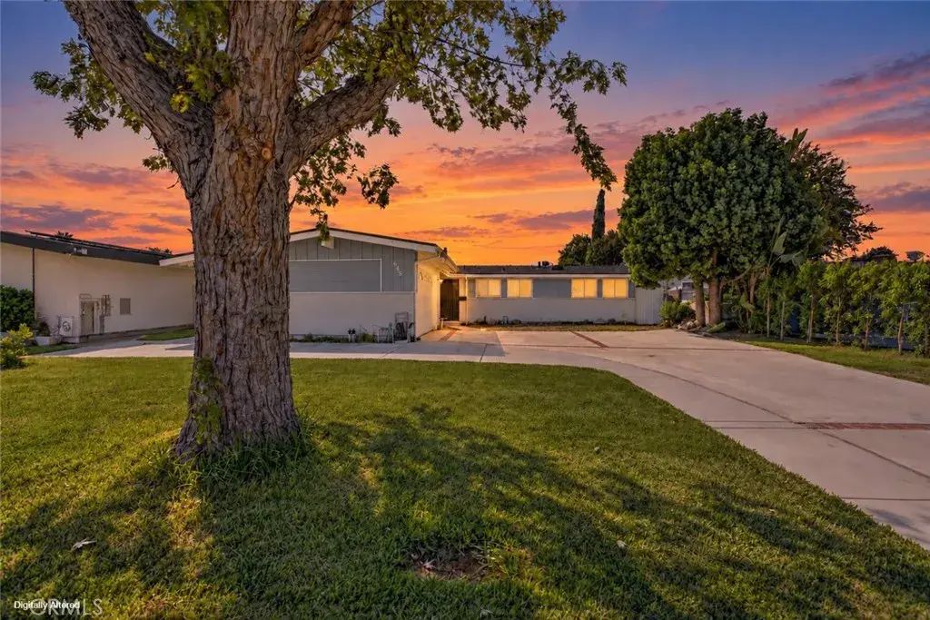 645 S Eastbury Avenue, Covina