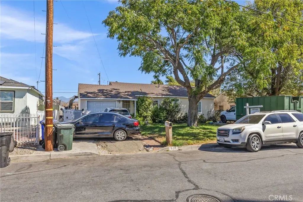 524 W Ramona, Rialto