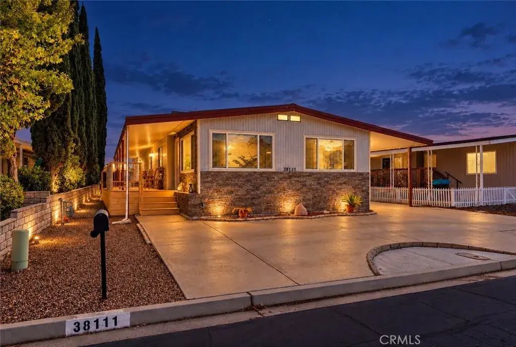 38111 Via La Colina, Murrieta