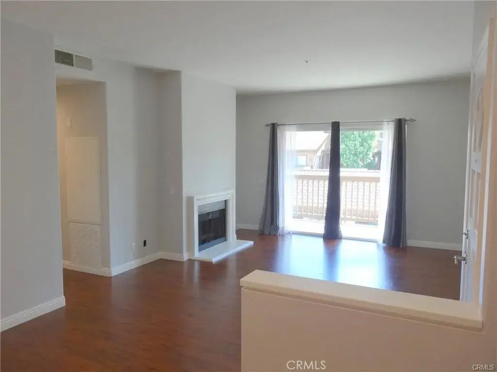 2960 Champion Way 1307, Tustin