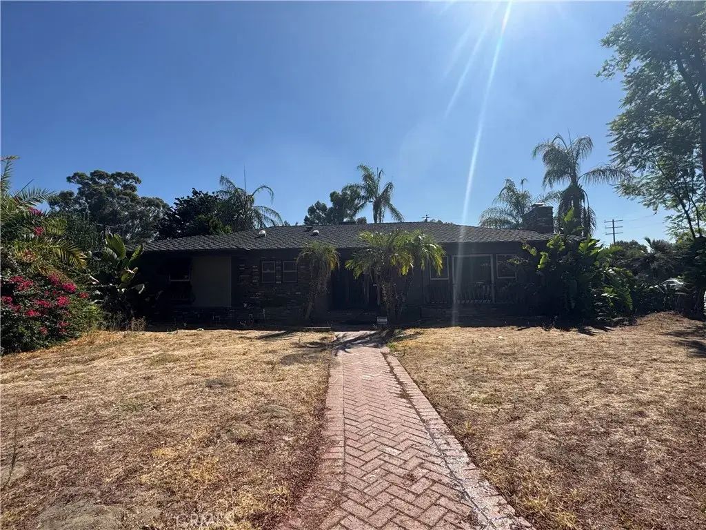 3015 Pepper Tree Lane, San Bernardino