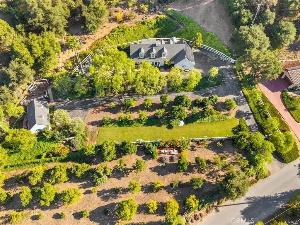 3945 Pala Mesa, Fallbrook