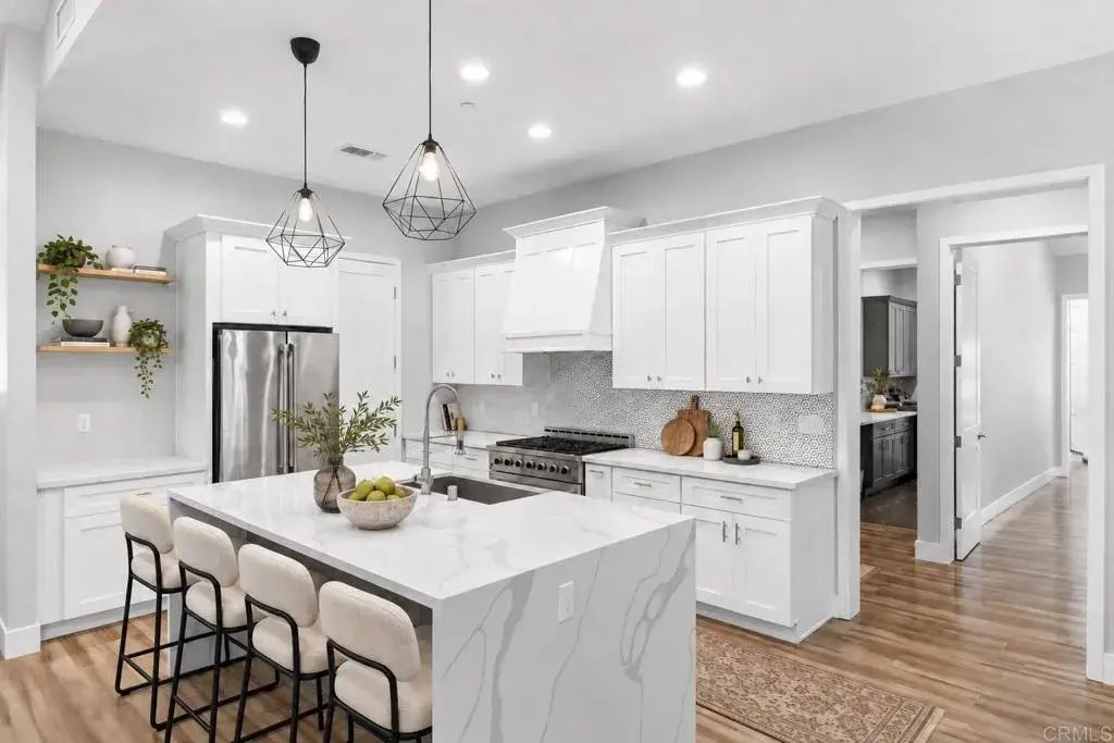 25812 Willow Lane, Escondido