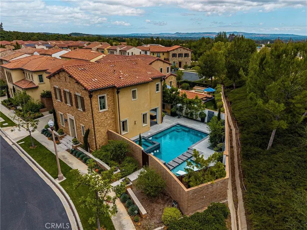 58 Riverboat, Irvine