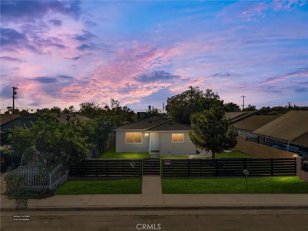 346 Tyree Toliver Street, Bakersfield