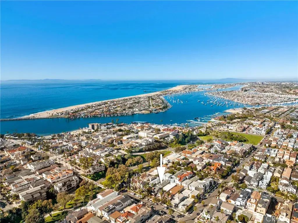 411 Goldenrod A, Corona Del Mar