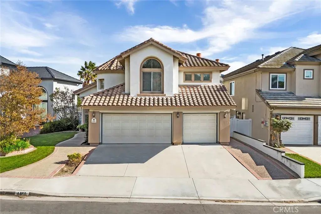 5560 Van Gogh Way, Yorba Linda