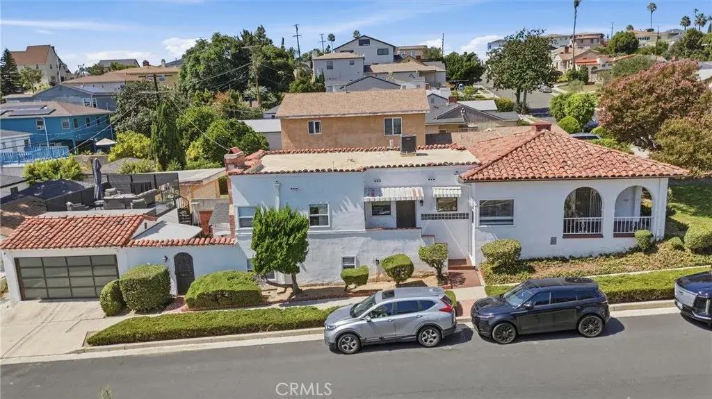4400 W 59th Place, Los Angeles