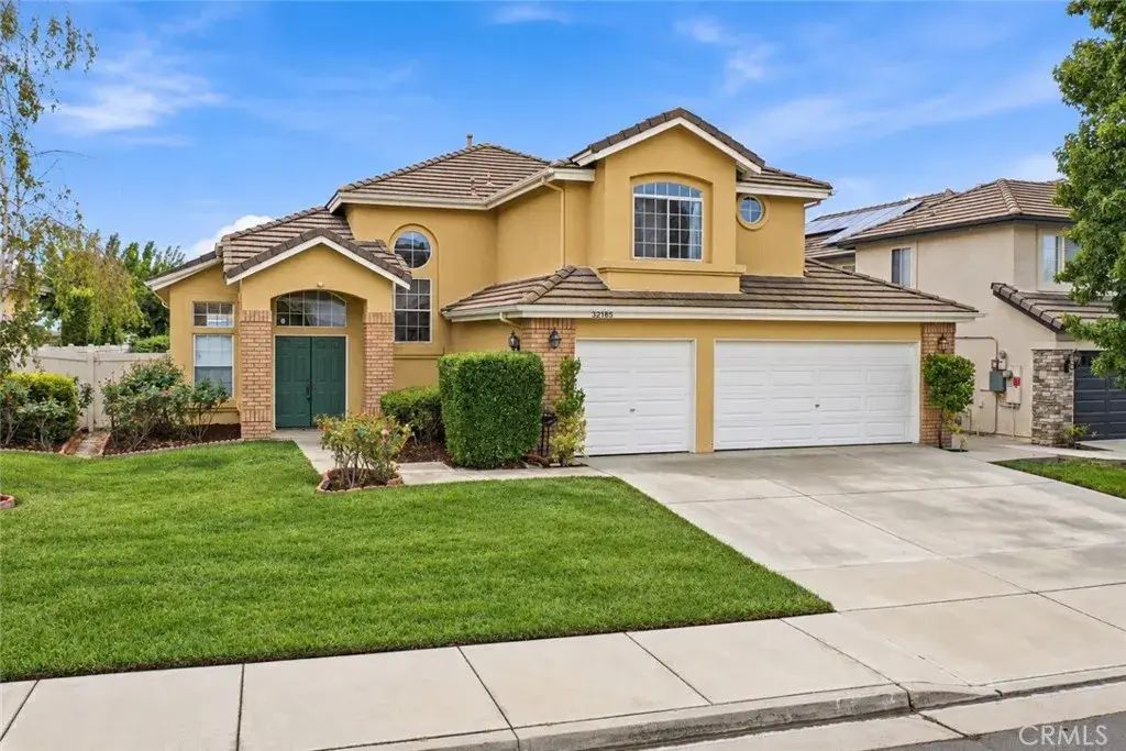 32185 Corte Carmela, Temecula