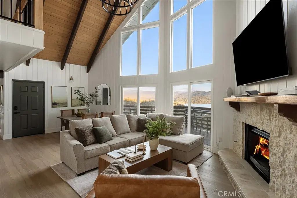 1096 Nadelhorn Drive, Lake Arrowhead