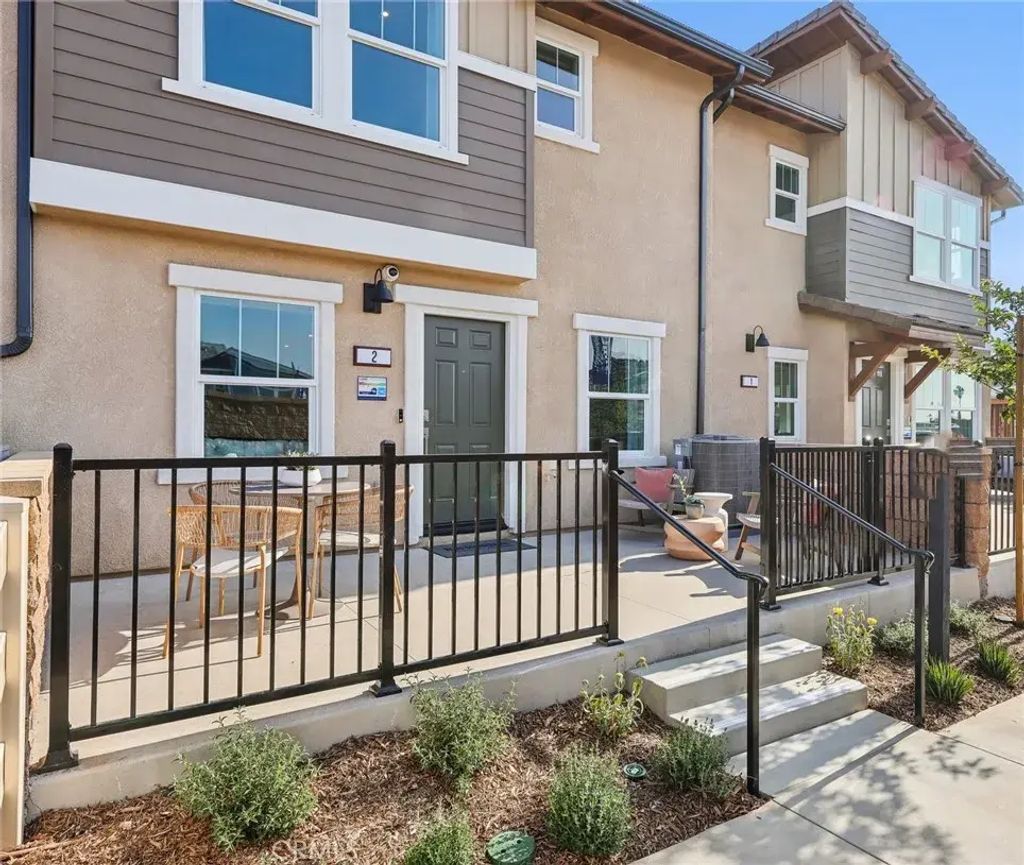 6382 Moonfire Lane 4, Fontana